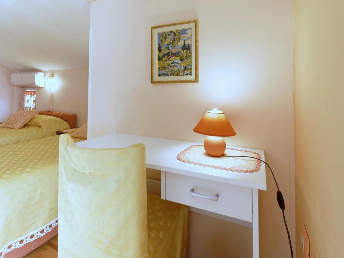 Holiday Home Nevena By Rent Istria Buje Exterior foto